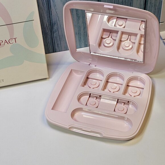 Mary‎ Kay Pink Pearl Custom Compact #6882 - NIB Old Stock - Picture 3 of 6